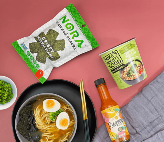 Spicy Ramen Bundle nora seaweed and ramen