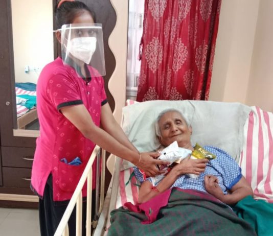 Snack & Give Back: Senior Homes