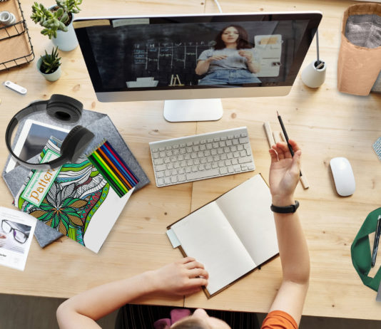 10 Essential Items For work Desk