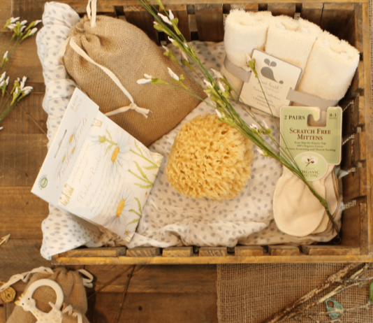 10 Gift Hamper Ideas that Make a Lasting Impression A gift hamper full of self-care items like sponges, wash cloths, soap, salts, and more.