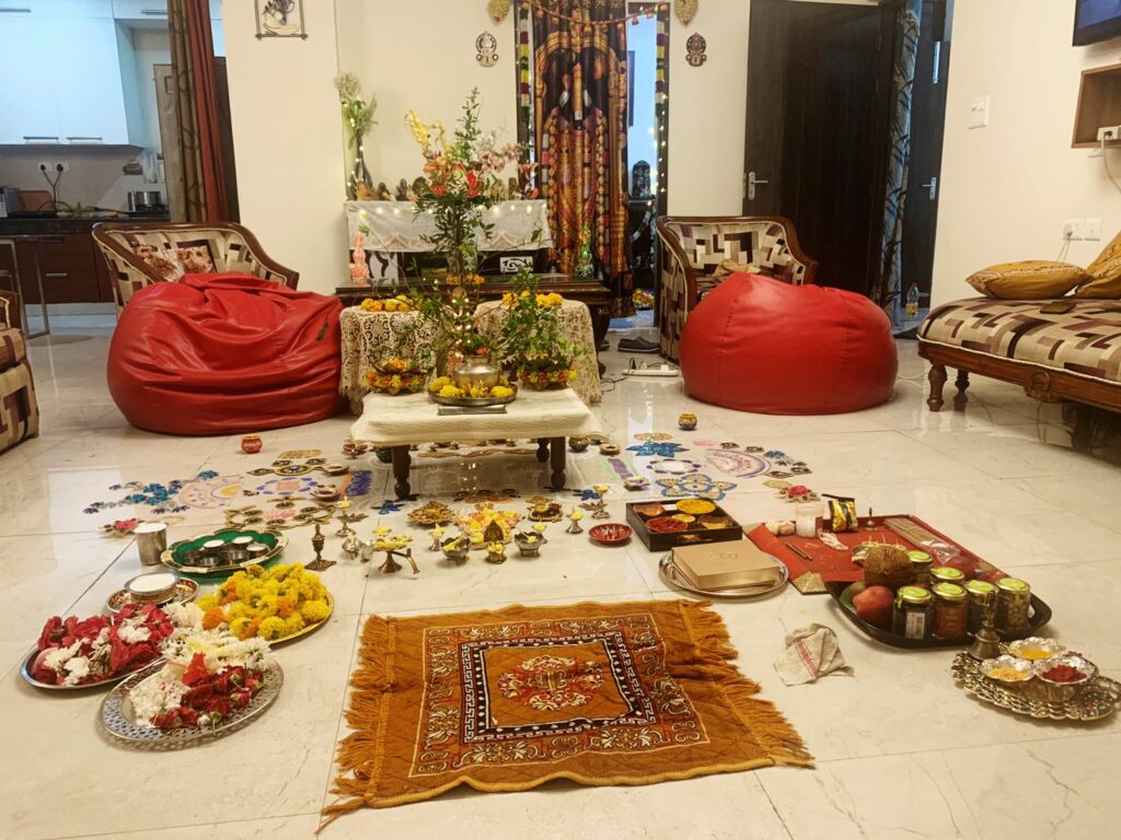 teams celebrating Diwali celebration, best gifts for Diwali, global gifting for Diwali Festival, Diwali Festival in India,
